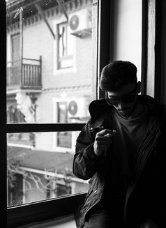 Night Boy - Male escort in Kathmandu Photo 1 of 1