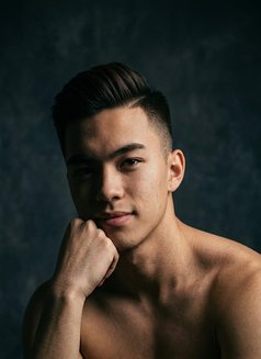 Night Boy - Male escort in Kathmandu Photo 1 of 2