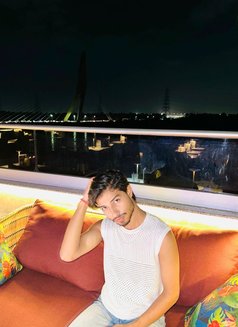 Night Damon - Acompañantes masculino in New Delhi Photo 4 of 25