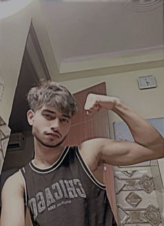 Night Damon - Acompañantes masculino in New Delhi Photo 12 of 25
