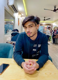 Night Damon - Acompañantes masculino in New Delhi Photo 18 of 25