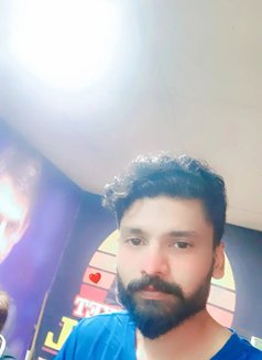Night King - Acompañantes masculino in Lahore Photo 1 of 1
