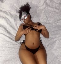Night Nurse - escort in Nairobi