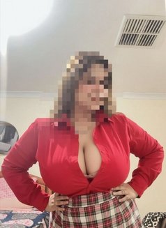 Night Partner - puta in Bangalore Photo 5 of 6