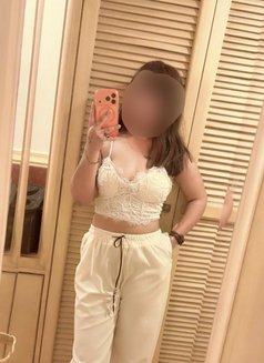 Night Queen - escort in Mumbai Photo 1 of 4