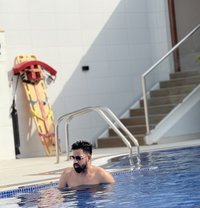 Night Shift - Acompañantes masculino in Dubai