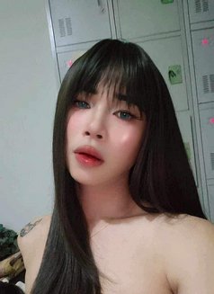 Night Thai Ladyboy - Masajista in Doha Photo 2 of 6