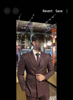 Nightcrwaler - Male escort in New Delhi Photo 2 of 4