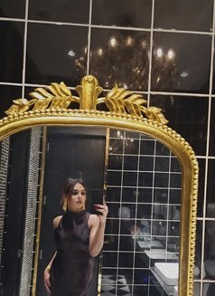 Nightingale Nish - Transsexual escort in Pune Photo 3 of 10