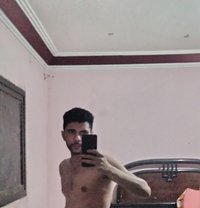 Darwin - Male escort in Jakarta