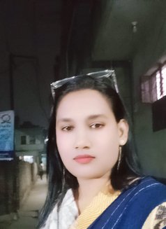 Niha - escort in Kathmandu Photo 5 of 6