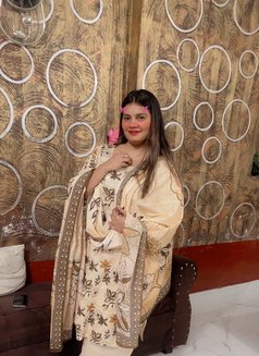 Niha Pakistani Sohar - puta in Al Sohar Photo 1 of 1
