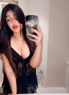 Niha - The Alluring Girl - puta in Mumbai Photo 30 of 30