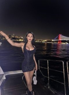 Nihal - escort in İstanbul Photo 7 of 9