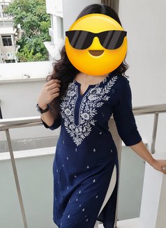 Niharika 70155 Now 11589 Esscort Service - puta in Chandigarh Photo 2 of 2