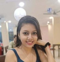 Niharika❣️best Call Girl in Gurgaon - puta in Gurgaon Photo 1 of 2