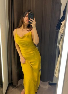 Niharika - escort in Ahmedabad Photo 1 of 1