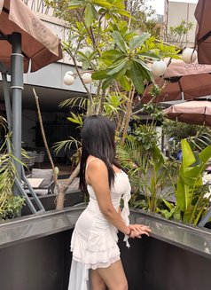 Niharika - escort in Bangalore Photo 4 of 4