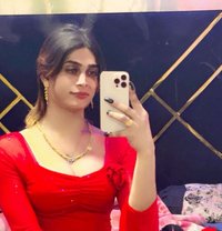 Niharika Gupta Shemale - Transsexual escort in New Delhi