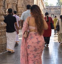 Niharika - escort in Gurgaon Photo 1 of 3