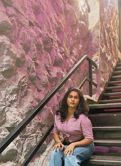 Niharika - Acompañantes transexual in Hyderabad Photo 3 of 4