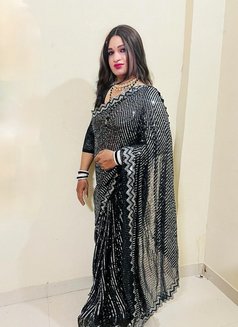 Niharika - Transsexual escort in Pune Photo 8 of 9