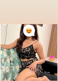 Niharika Real Meet and Cam Show - escort in Mumbai Photo 4 of 5