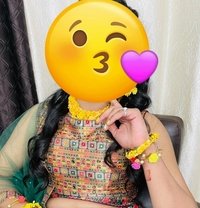 Niharika Singh Independent girl - puta in New Delhi