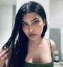 Niharikaa - Acompañantes transexual in Mumbai Photo 8 of 13