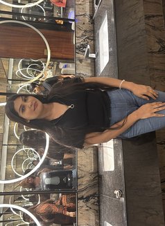 Niharikaa - Transsexual escort in Mumbai Photo 10 of 13