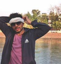 Nii - Acompañantes masculino in Gurgaon