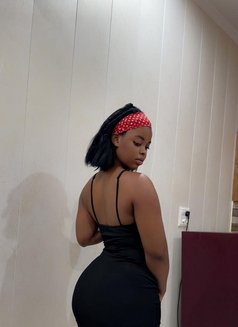Niira New Arrival Jucy Ass From Uganda - puta in Chandigarh Photo 4 of 4
