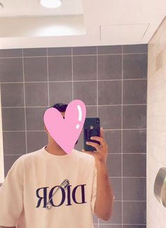 Nik Jos - Male escort in Doha Photo 3 of 3