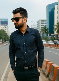 Nik Khan - Male escort in Dhaka Photo 5 of 7