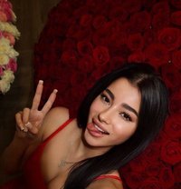 Paula - escort in Tokyo