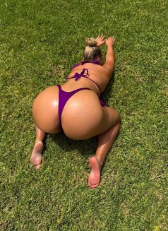 Nika Domina - escort in Riyadh Photo 7 of 11