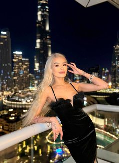 Nika - escort in Dubai Photo 1 of 6