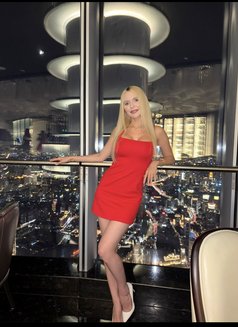 Nika - escort in Shanghai Photo 16 of 17