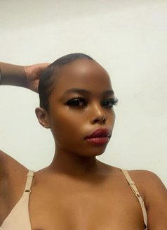 Nika - masseuse in Nairobi Photo 5 of 6