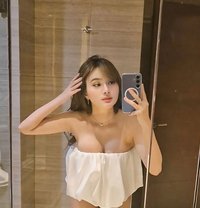 Nikeen - escort in Bali