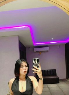 Niken - escort in Bali Photo 2 of 7