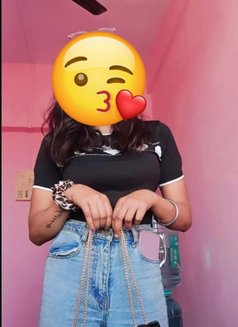 ꧁༒Niketa🦋(Meet & Cam)༒꧂ - puta in Chennai Photo 2 of 2