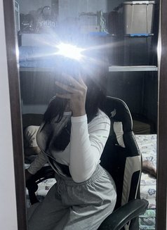 Nikha - Transsexual escort in Manila Photo 2 of 4