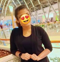 Nikhi - escort in Dubai