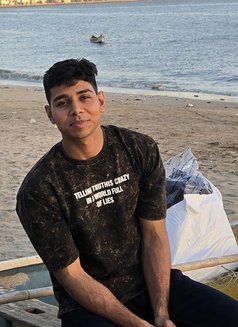 Nikku, Fully experienced full time hard - Male escort in New Delhi Photo 1 of 8