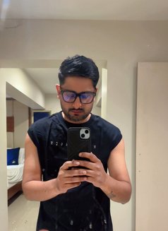 Nikhil - Male escort in New Delhi Photo 9 of 9