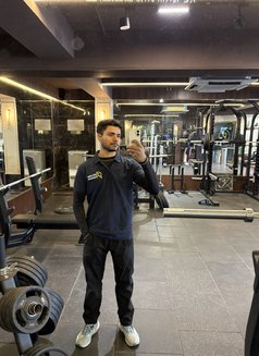 Nikhil - Male escort in New Delhi Photo 1 of 2