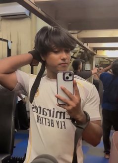Nikhil Rana - Male escort in Mumbai Photo 4 of 7
