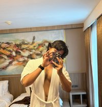 Rio Singh - Acompañantes masculino in Kathmandu