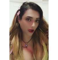 Niki Gupta - Transsexual escort in Kolkata